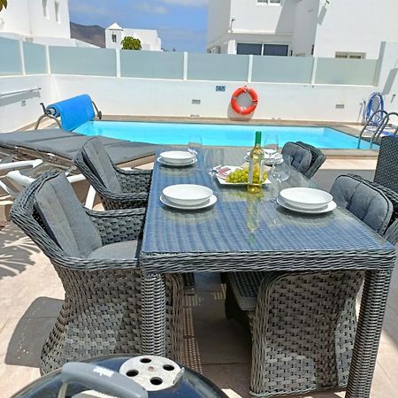 Villa Pousadoiro Playa Blanca  Buitenkant foto