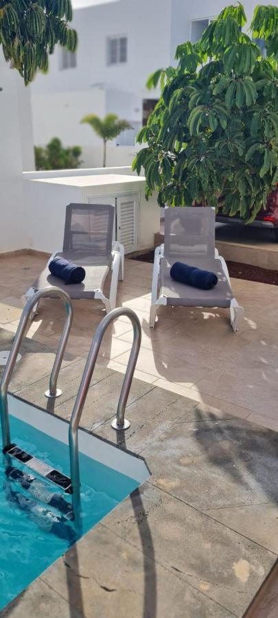 Villa Pousadoiro Playa Blanca  Buitenkant foto