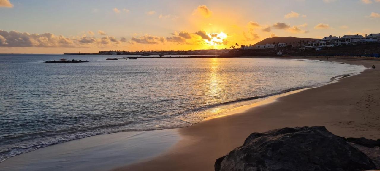 Villa Pousadoiro Playa Blanca  Buitenkant foto