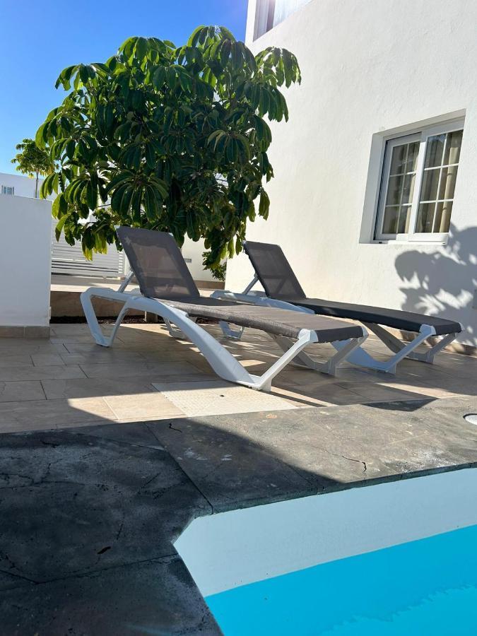 Villa Pousadoiro Playa Blanca  Buitenkant foto