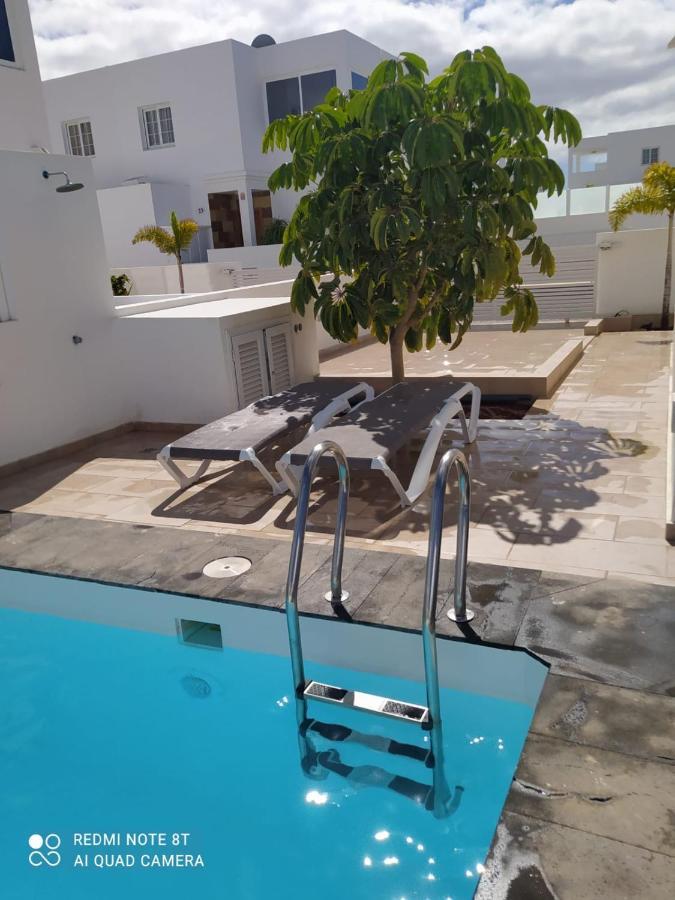 Villa Pousadoiro Playa Blanca  Buitenkant foto