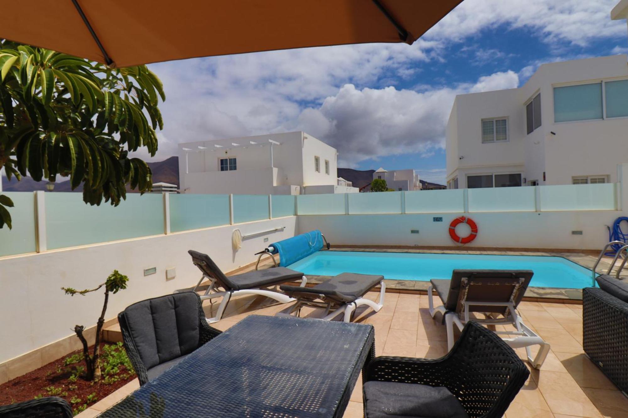 Villa Pousadoiro Playa Blanca  Buitenkant foto