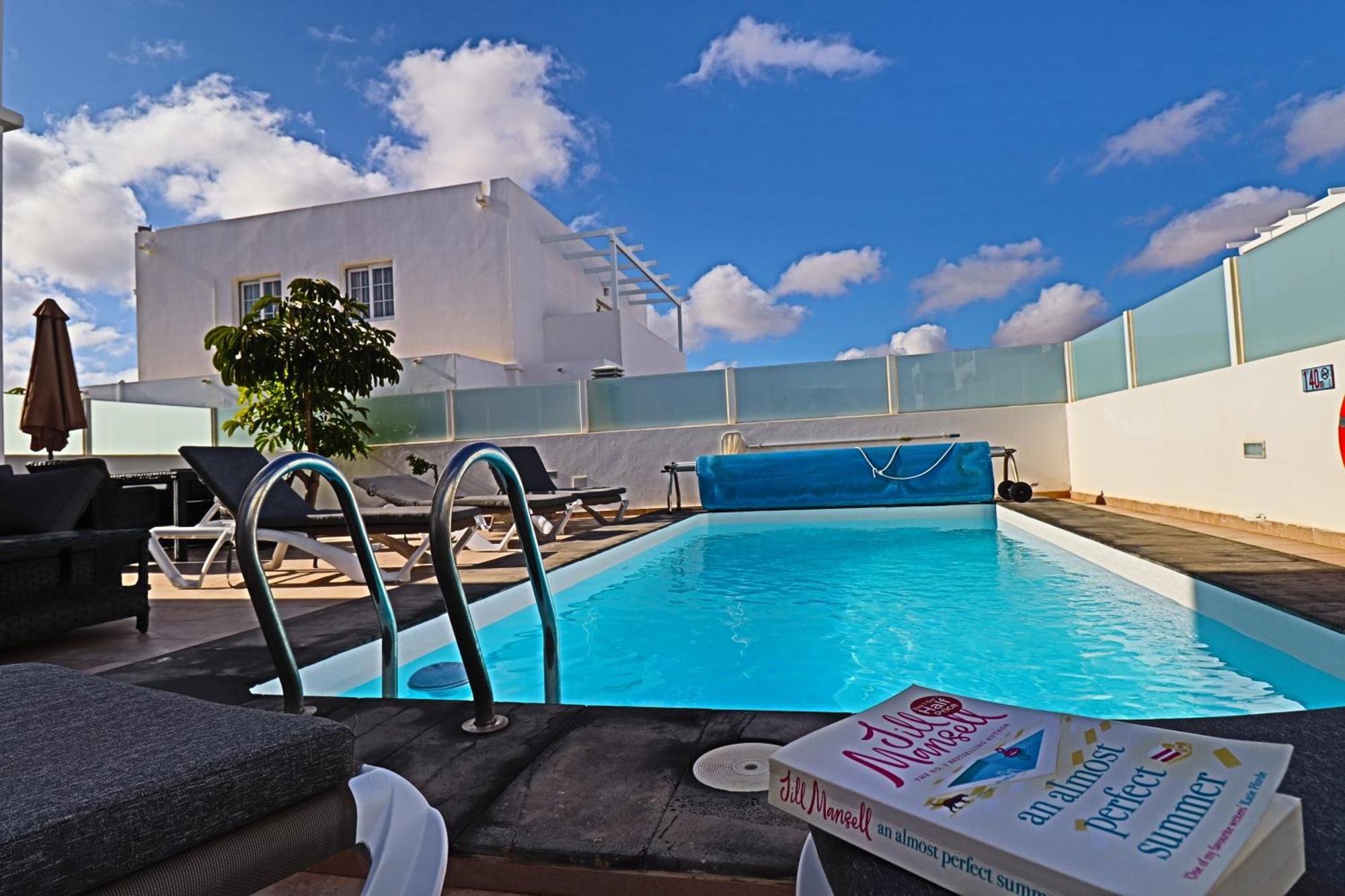 Villa Pousadoiro Playa Blanca  Buitenkant foto