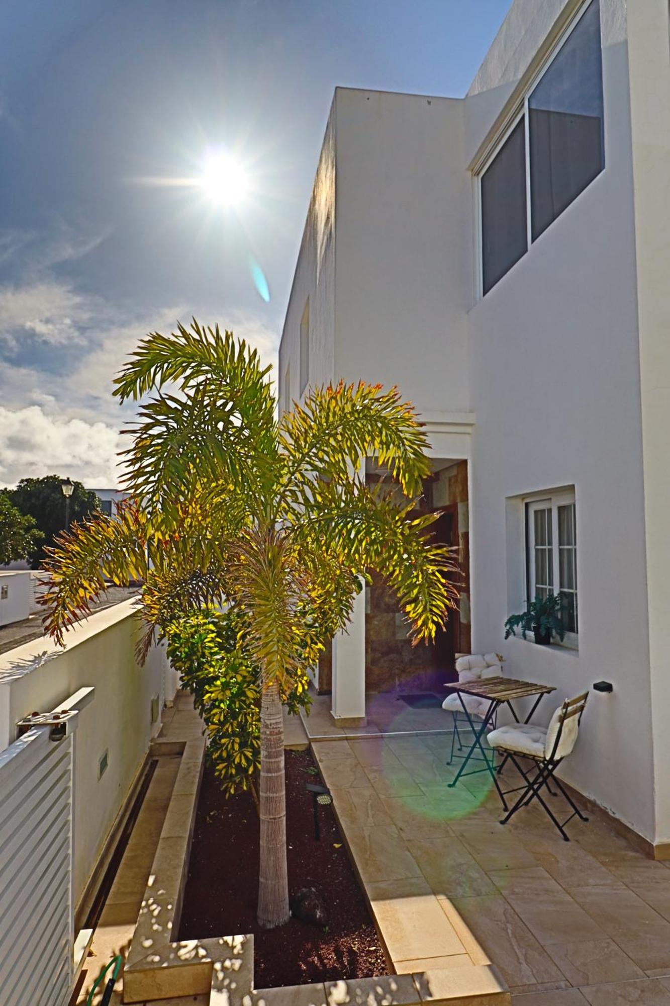 Villa Pousadoiro Playa Blanca  Buitenkant foto